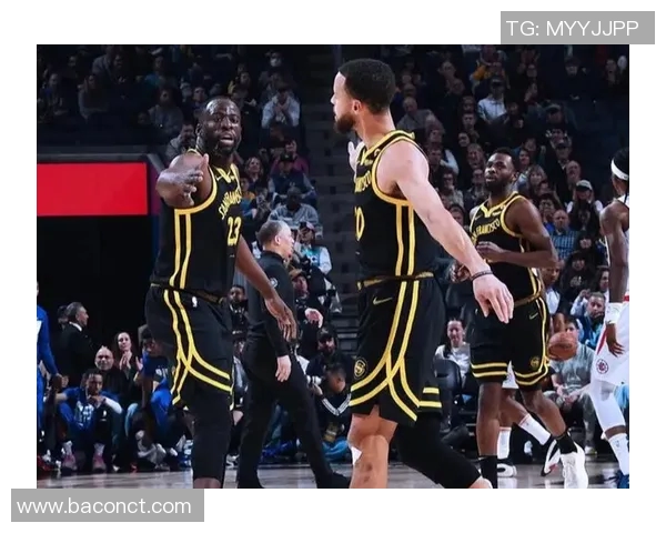 勇士与快船赛前对决分析聚焦球队状态与战术博弈