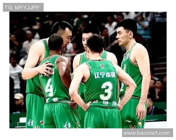 广州富力与辽宁宏远激战正酣谁能在这场对决中笑到最后