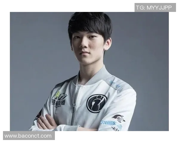 卢卡库：从天才前锋到球队核心的蜕变与挑战之路