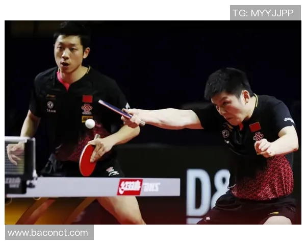 许昕与波兰斯基的巅峰对决乒乓球赛场上的精彩瞬间与战术较量