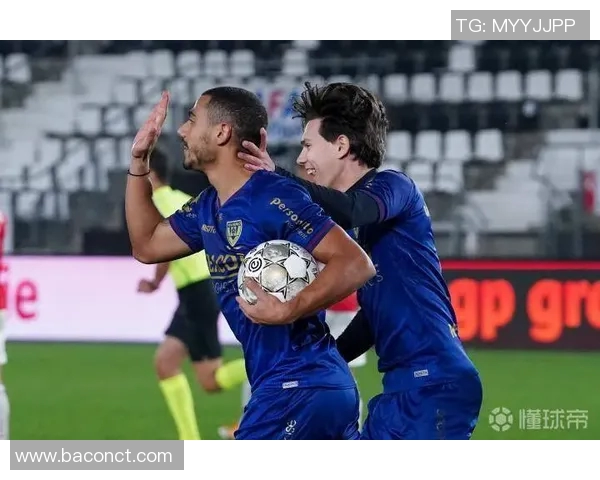 鹿斯巴达与瓦尔维克激战正酣谁能在这场较量中笑到最后